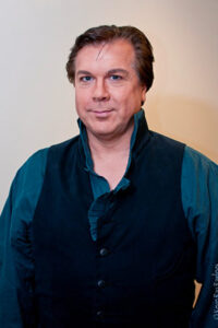 Robert Dean Smith 200x300