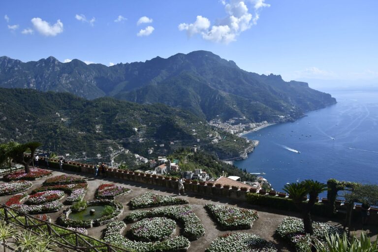 Villa rufolo garden 768x512